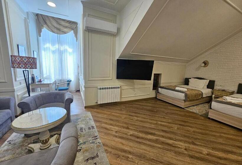 فندق Silk Road Kokand