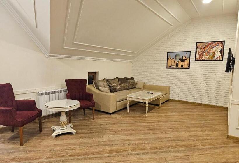 فندق Silk Road Kokand