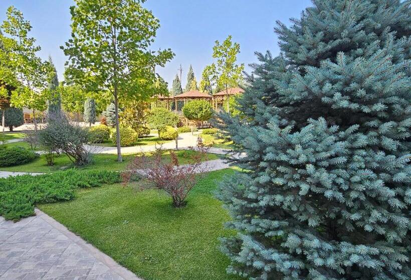 فندق Silk Road Kokand