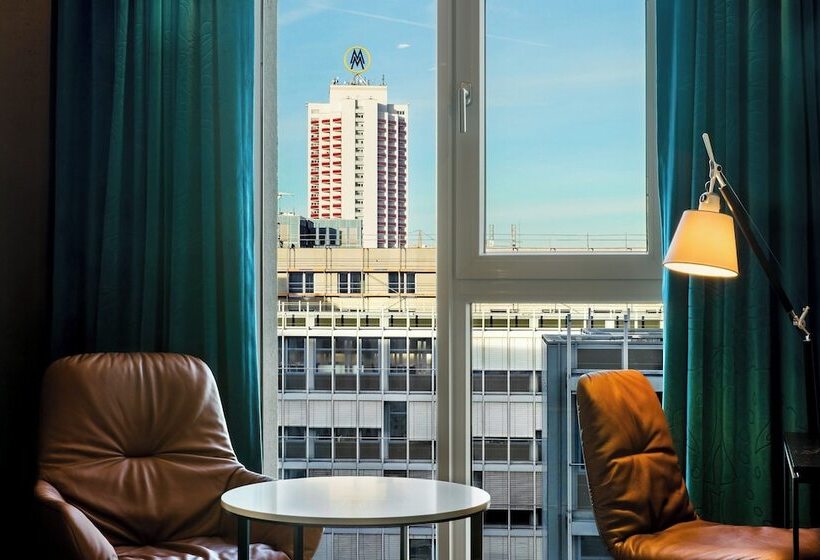 Motel One Leipzig Post