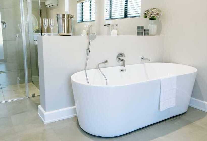 פנסיון 30 On Whites Guesthouse