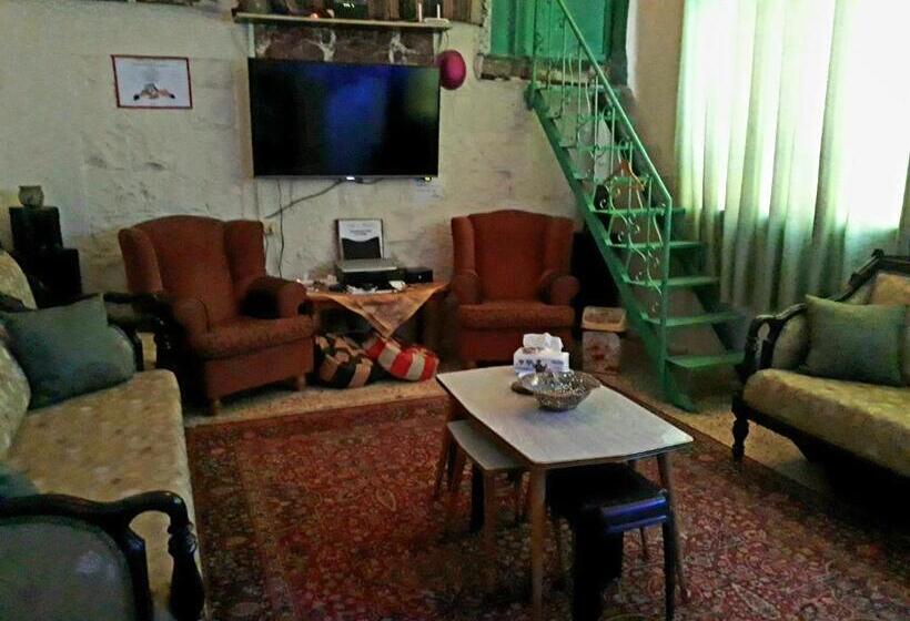 پانسیون Soufan Guest House
