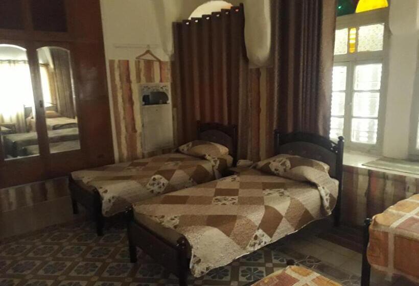 پانسیون Soufan Guest House