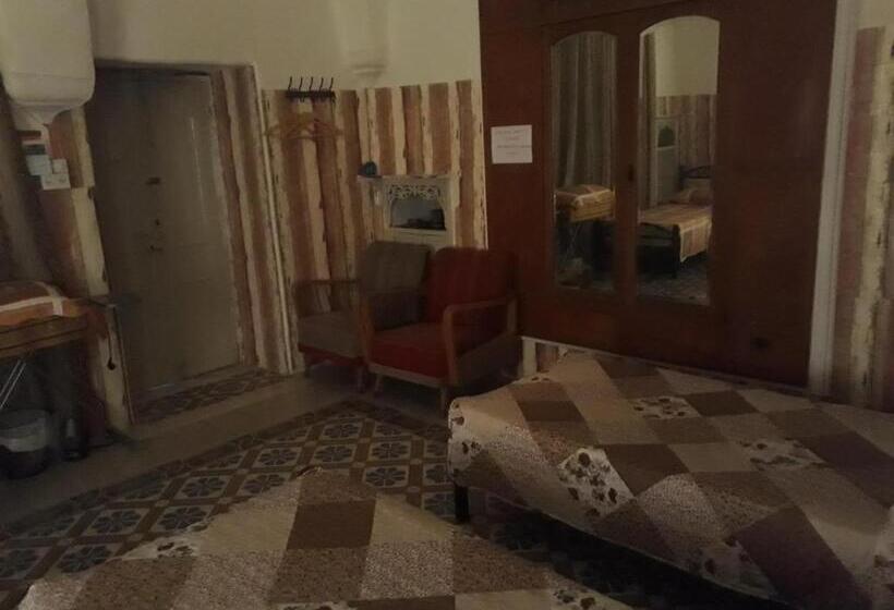 پانسیون Soufan Guest House