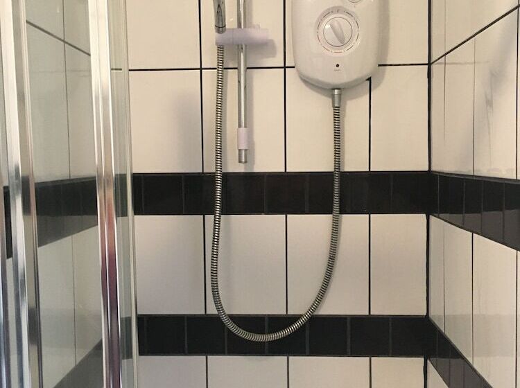 פנסיון The Cadnant