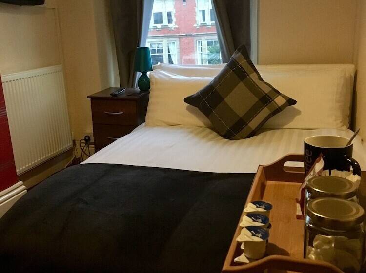 פנסיון The Cadnant