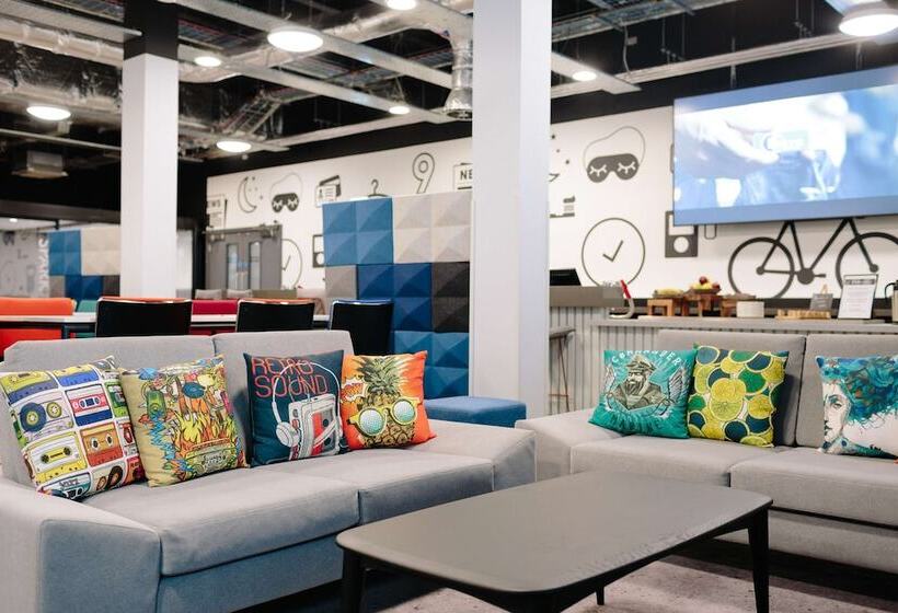 Village Hotel Bristol Filton