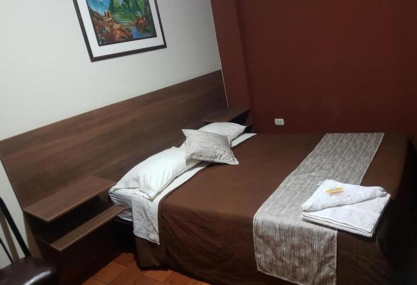 هاستل Cálido Hostal