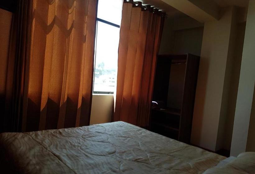 هاستل Cálido Hostal