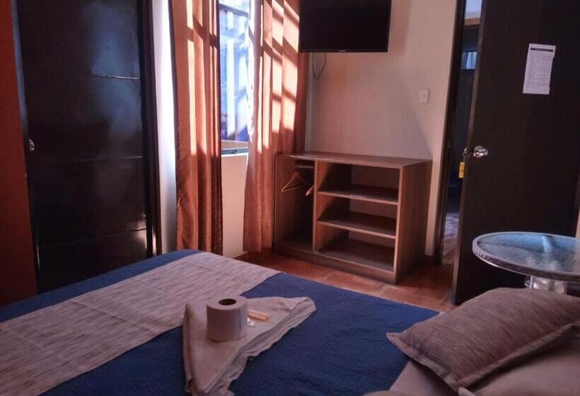 هاستل Cálido Hostal