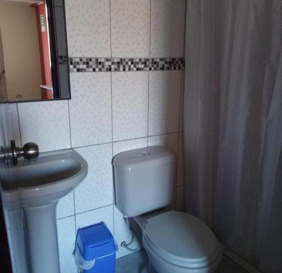 هاستل Cálido Hostal