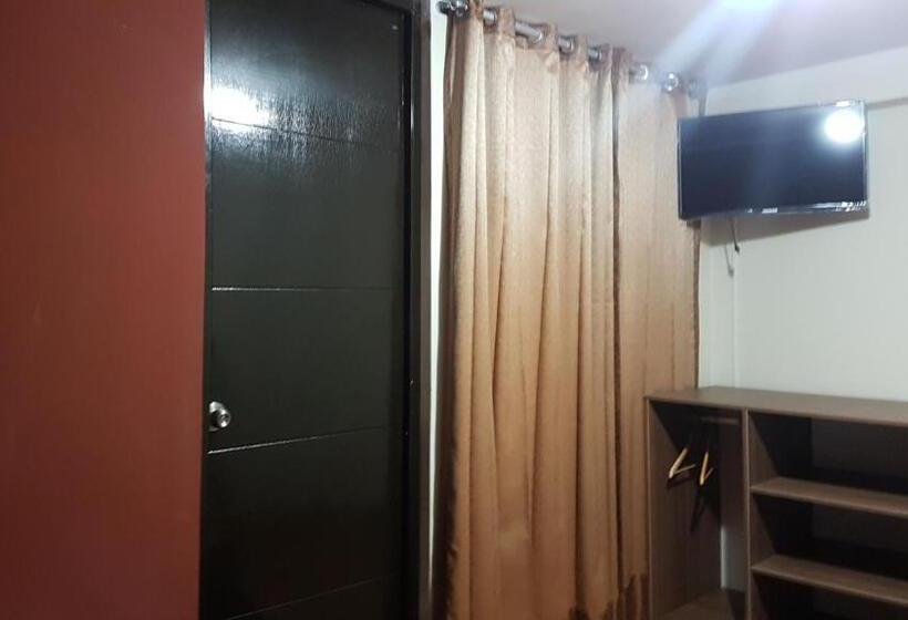 هاستل Cálido Hostal