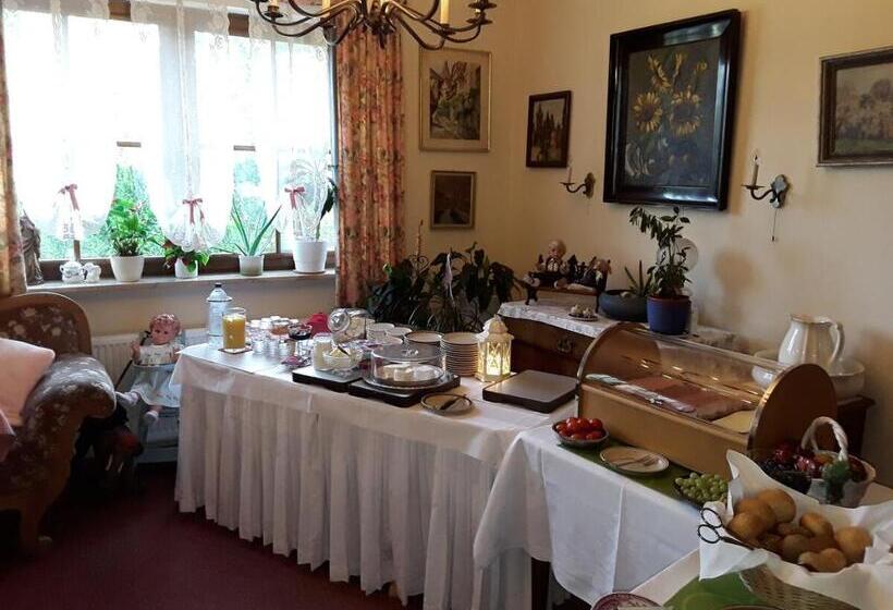 Общежитие Gästehaus Gisela Im Fürstlichen Fischhaus