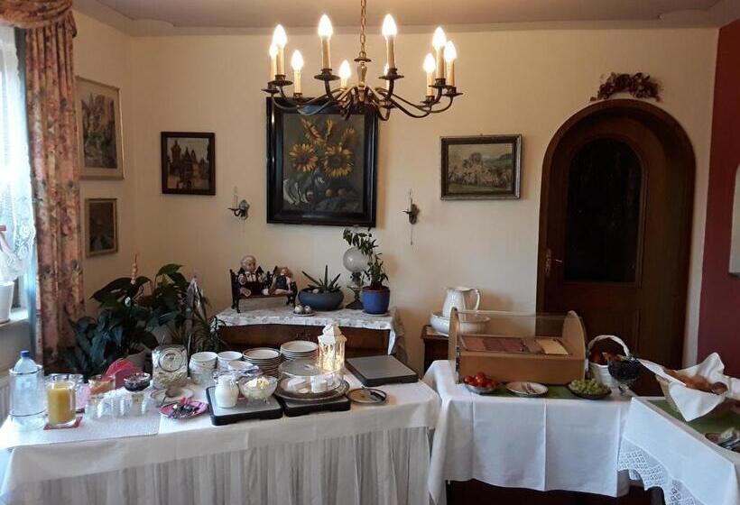 Общежитие Gästehaus Gisela Im Fürstlichen Fischhaus