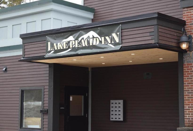 فندق صغير Lake Placid Inn: Main Street