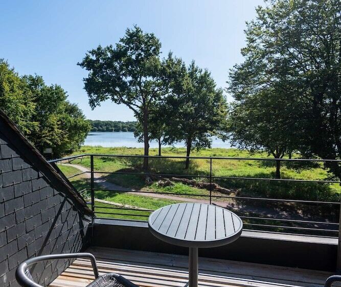 مبيت وإفطار L Hermine Du Lac