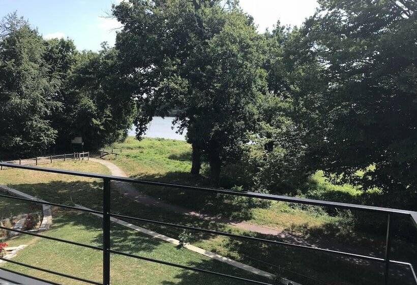 Bed and Breakfast L Hermine Du Lac