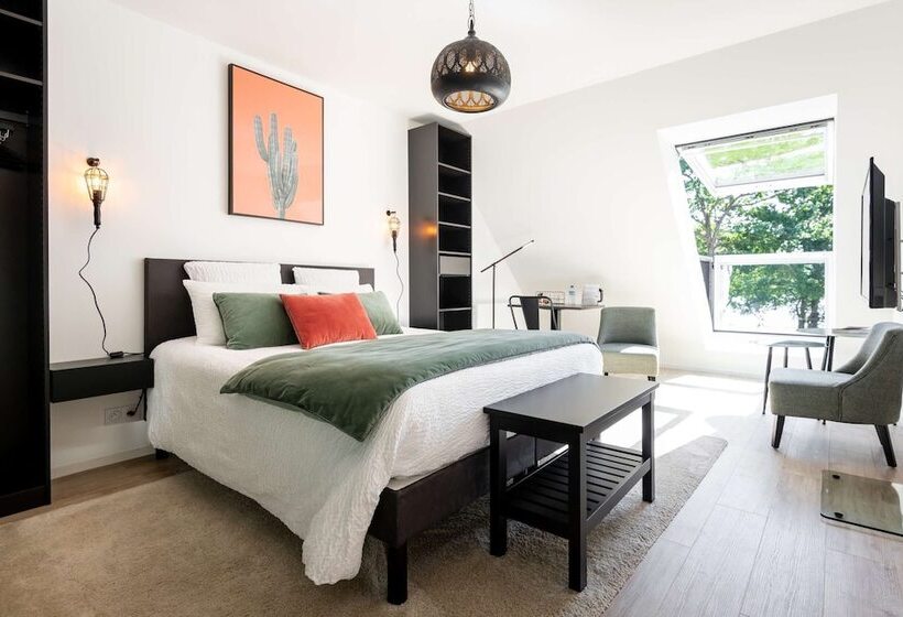 Bed and Breakfast L Hermine Du Lac