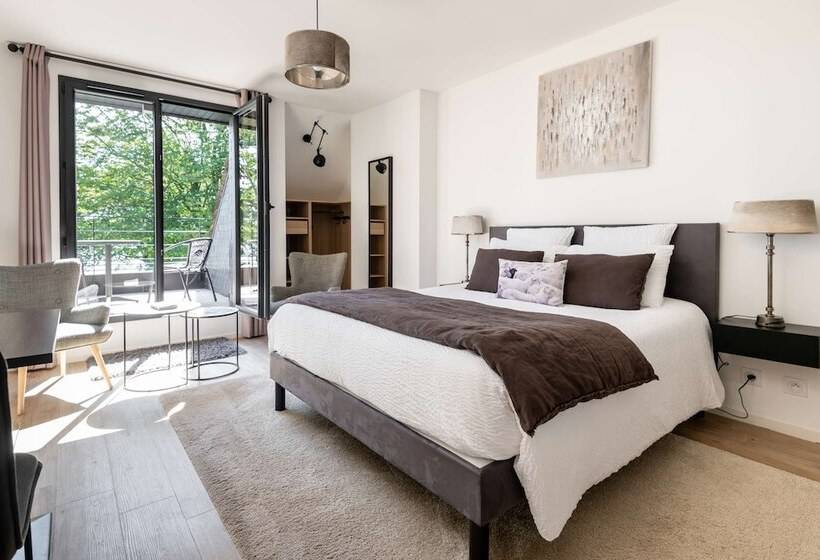 مبيت وإفطار L Hermine Du Lac