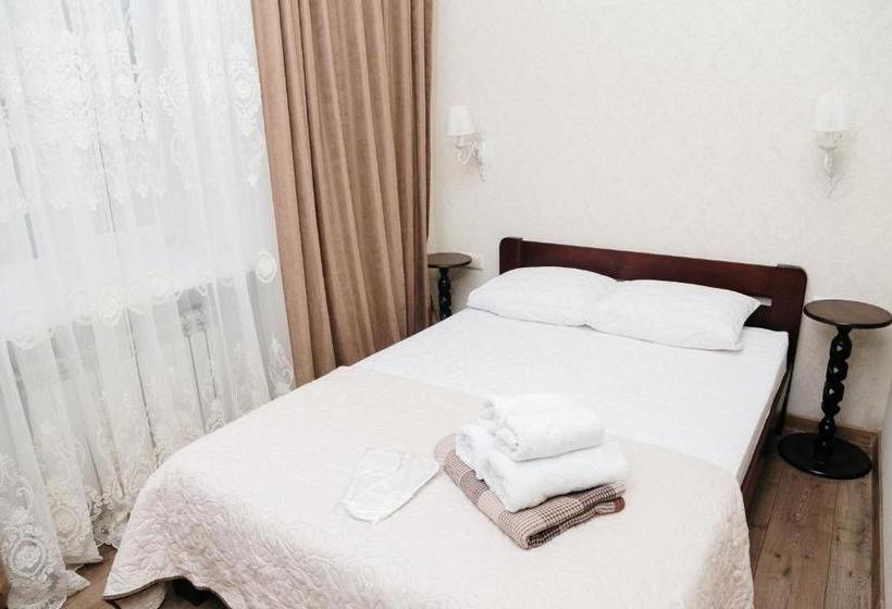 تختخواب و صبحانه Mini Otel Cozy Patio