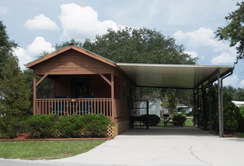 فندق Camp Mack, A Guy Harvey Lodge