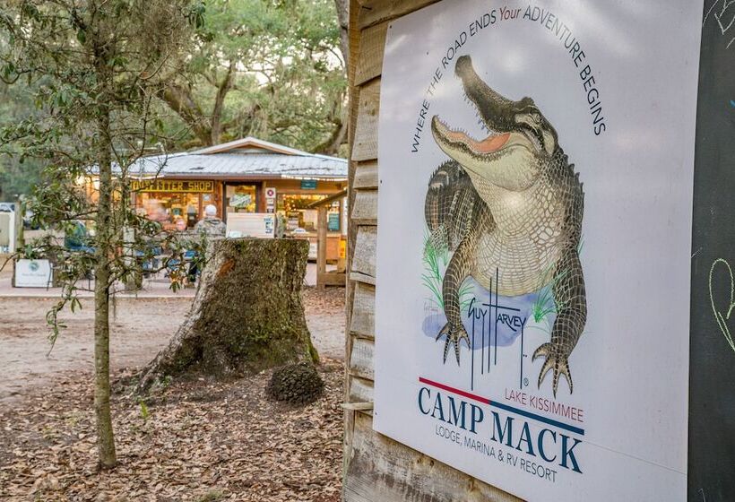 فندق Camp Mack, A Guy Harvey Lodge