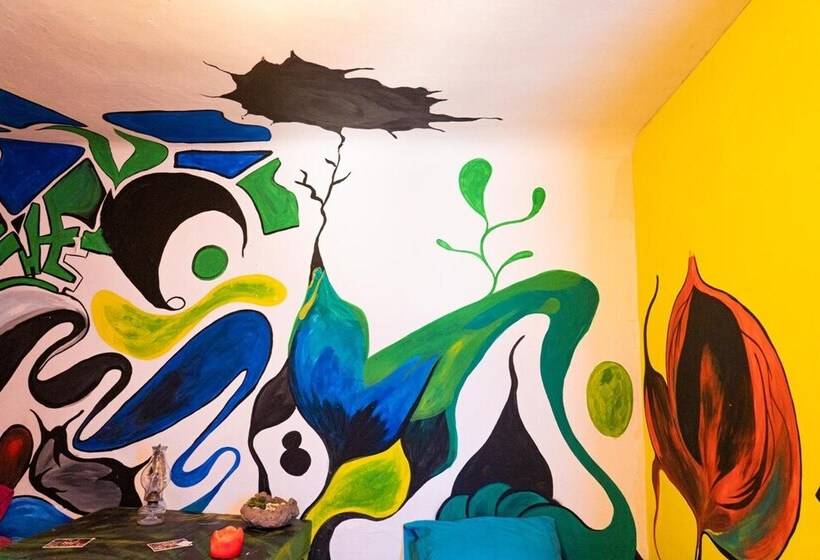 فندق Hostal Chesal