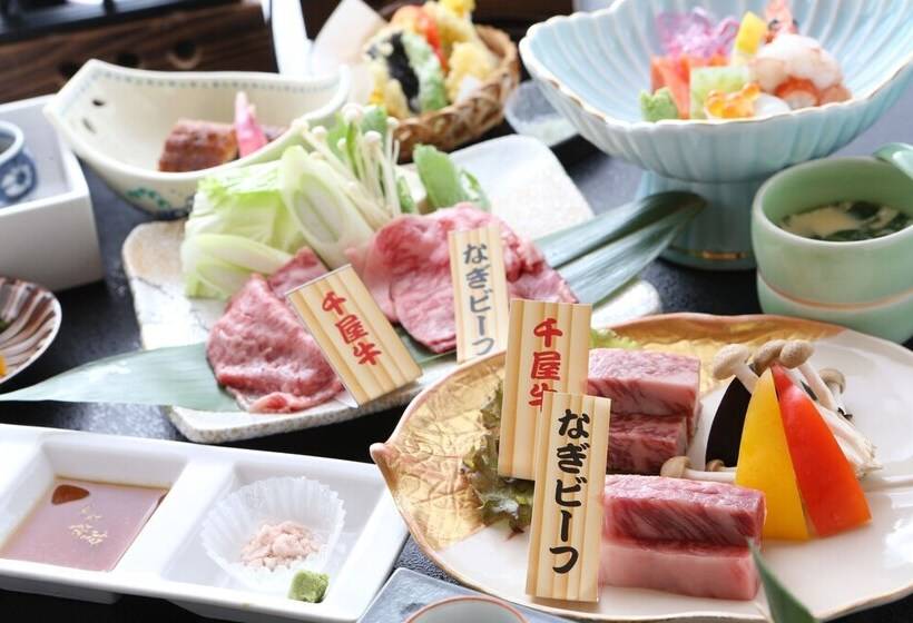 호텔 Okutsuhotspa Ikedayakajikaen