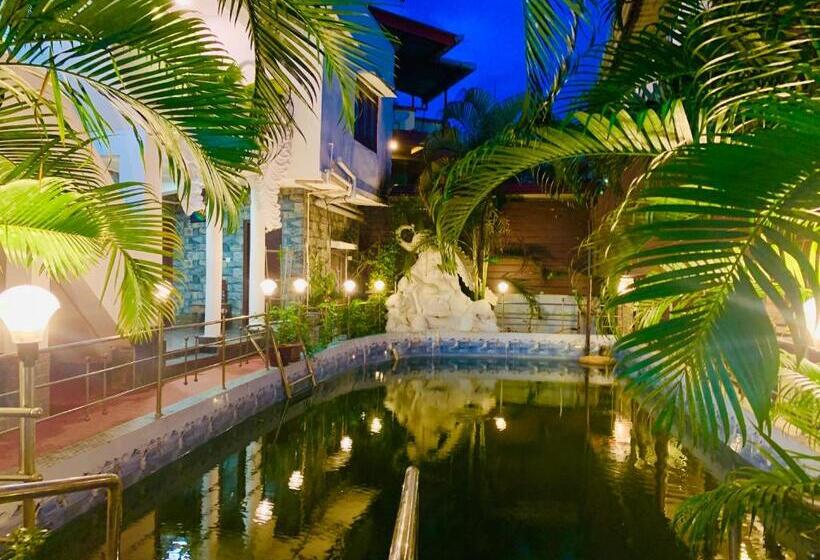 فندق Swarajdeep Vacations