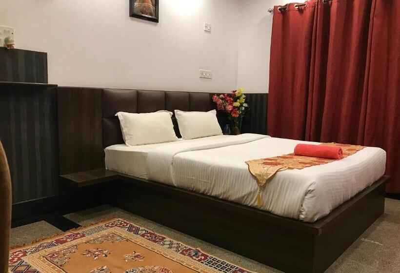 فندق Swarajdeep Vacations