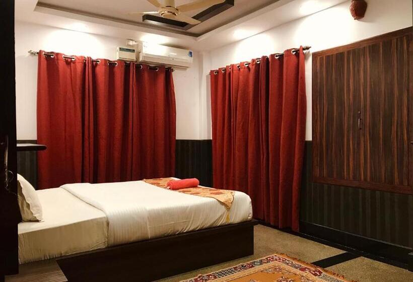 فندق Swarajdeep Vacations