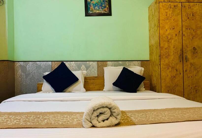 فندق Swarajdeep Vacations