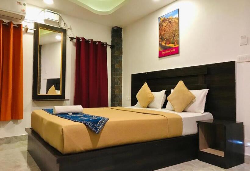 فندق Swarajdeep Vacations