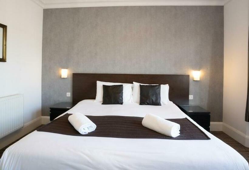 בית מלון כפרי The Hop Inn