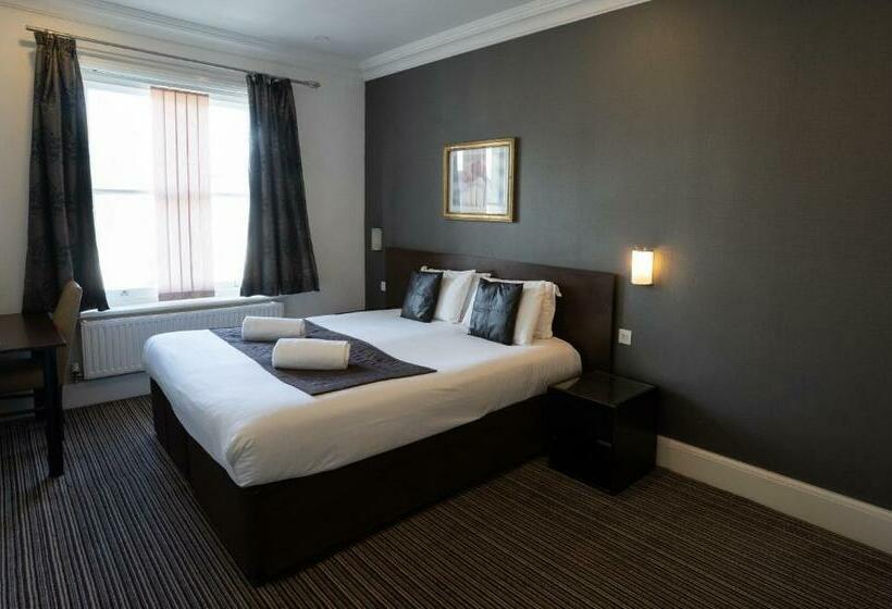 בית מלון כפרי The Hop Inn