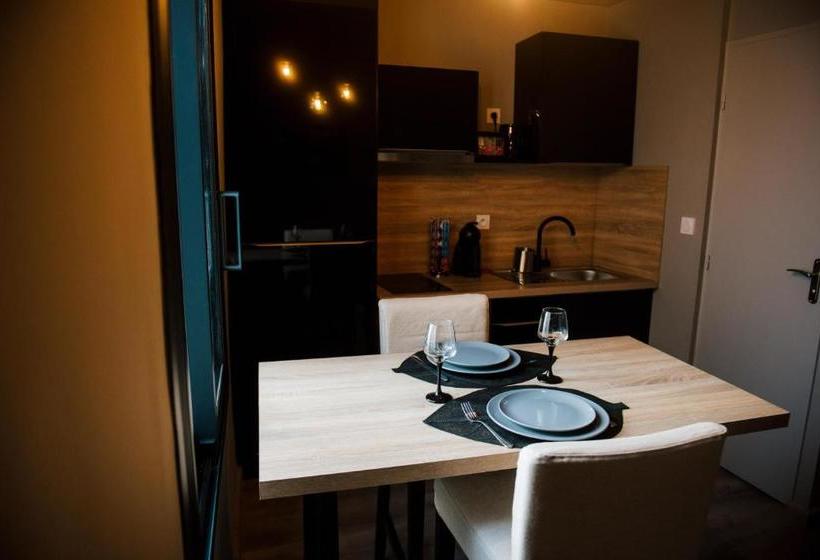 La Suite Romantique Avec Jacuzzi Au Cœur De Perpignan