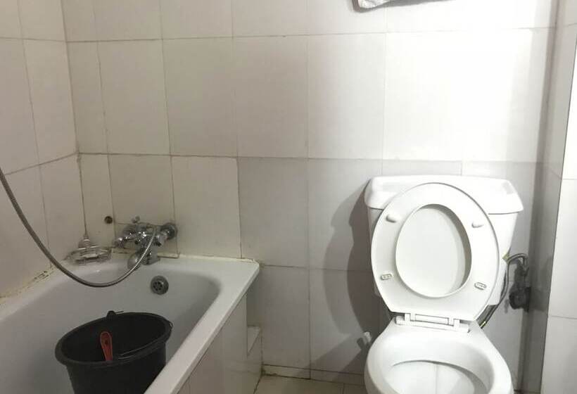 Meadway Luxury Hotels