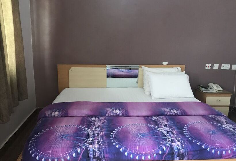 Meadway Luxury Hotels