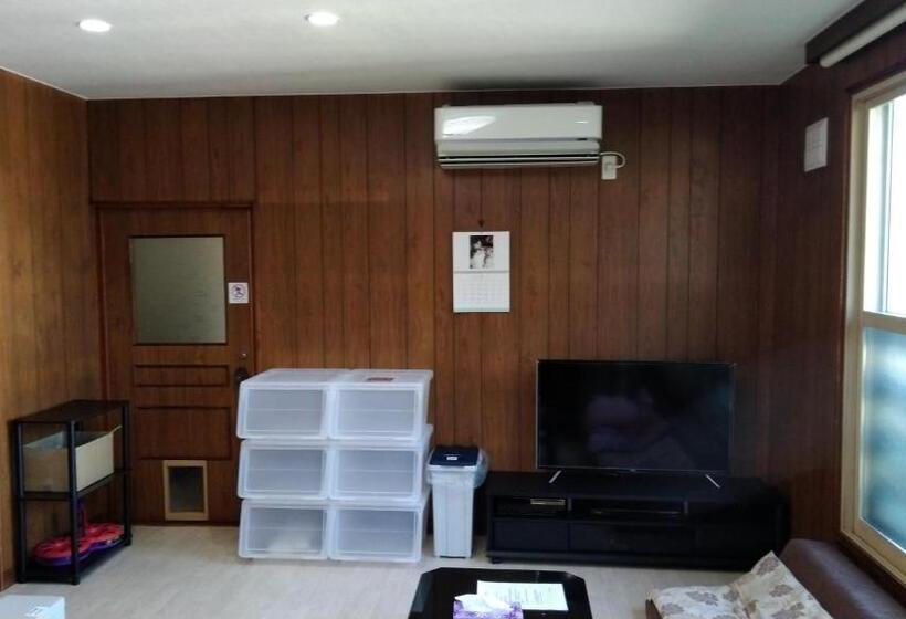 펜션 Cat Cafe & Stay Cultus S Home