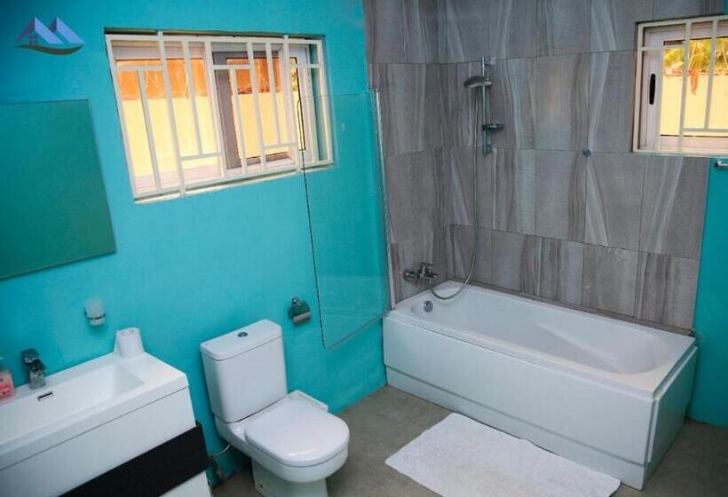 膳宿费 Danritzcer Suites