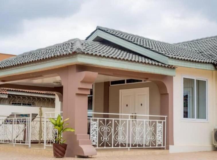 膳宿费 Danritzcer Suites