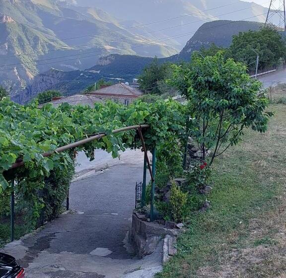پانسیون Igor Bed And Breakfast