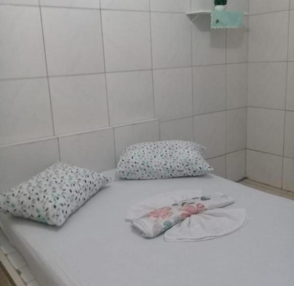 펜션 Pousada Jardim Do éden