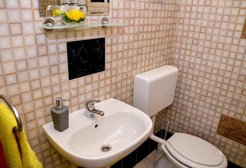 پانسیون Soba Lana