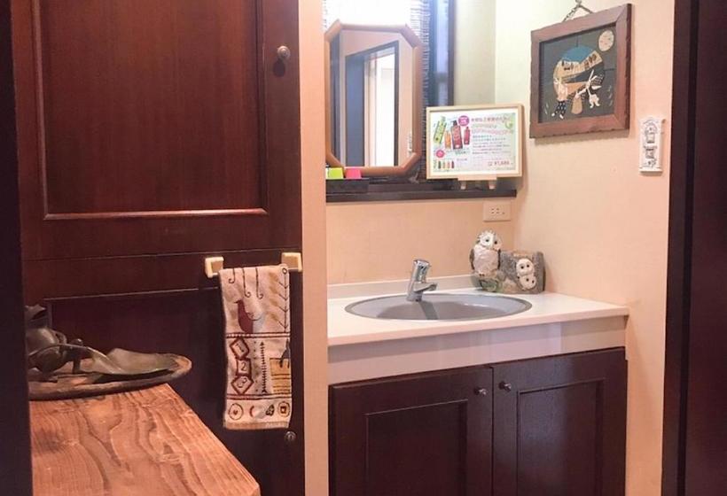 بنسيون Tanuki Japanese Traditional Style House