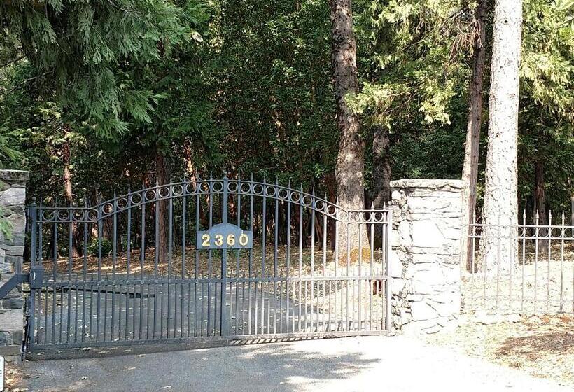 Ponderosa Ridge A B & B