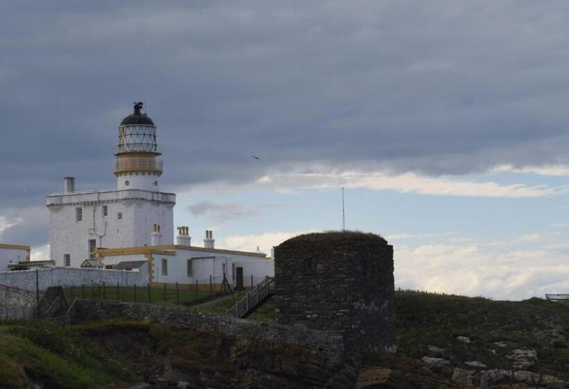 فندق صغير Cheers Cafe Bar & Tavern