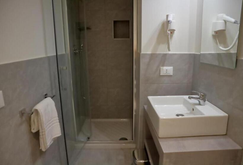 Bed and Breakfast Dimora Dell Arte Foresteria Lombarda Smart Rent