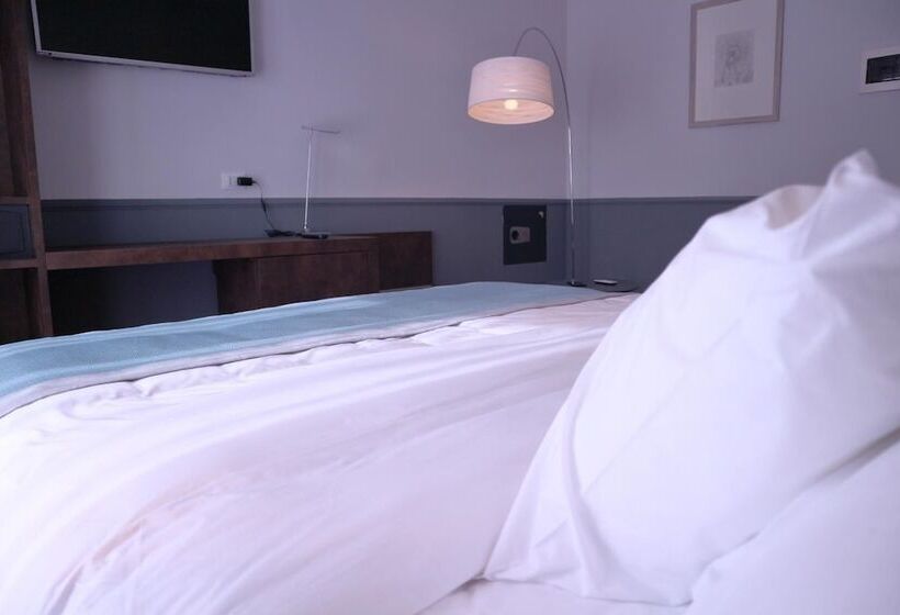 Bed and Breakfast Dimora Dell Arte Foresteria Lombarda Smart Rent