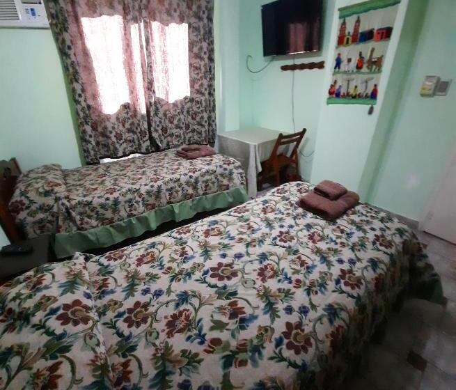 住宿加早餐 La Rojarilla